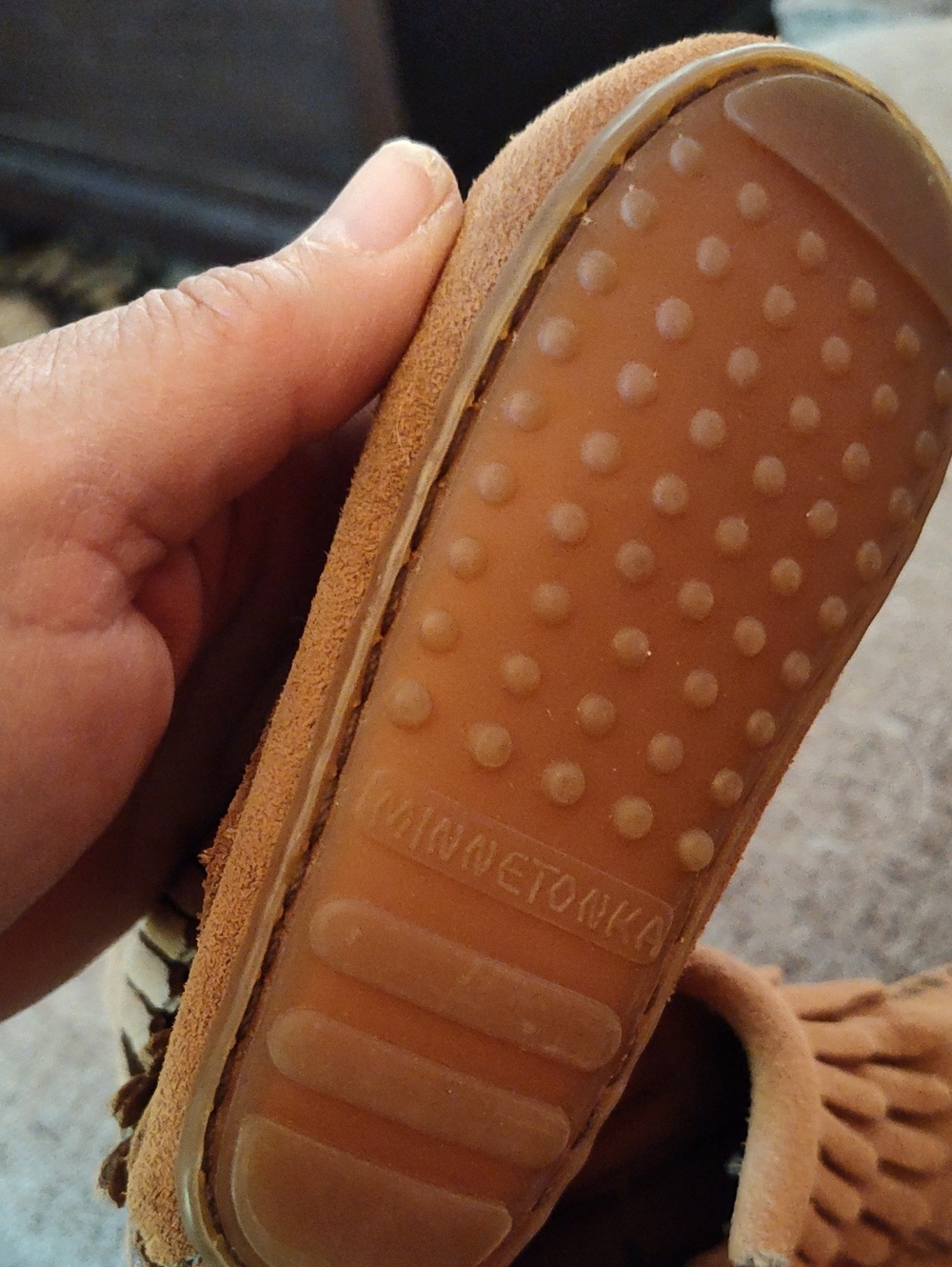 Minnetonka Leather Size 5 Tan Suede Fringe Moccasins with Side Zip - Picture 4 of 5